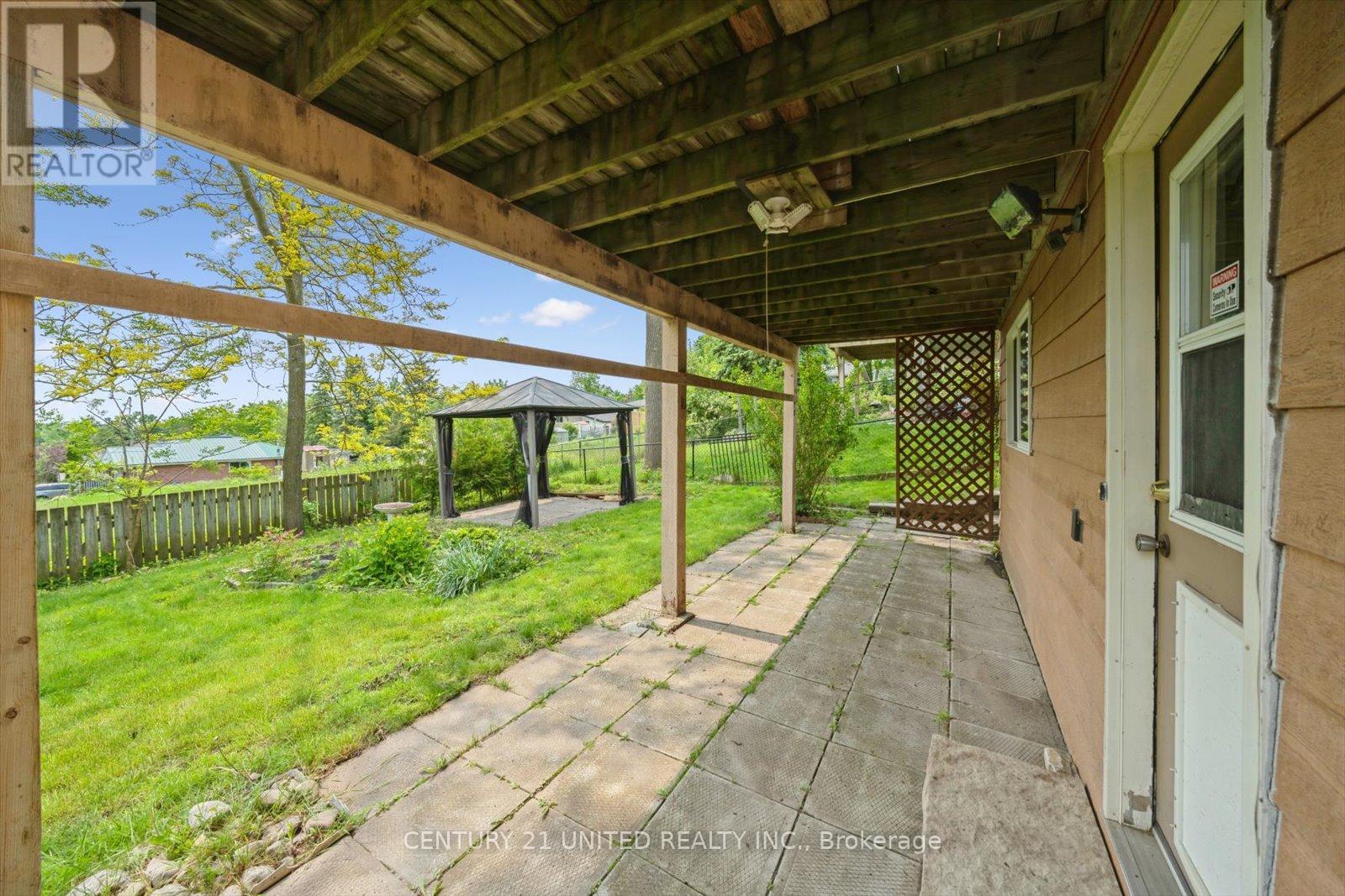 411 Highland Road, Peterborough (Northcrest Ward 5), Ontario  K9H 5J6 - Photo 46 - X12436242