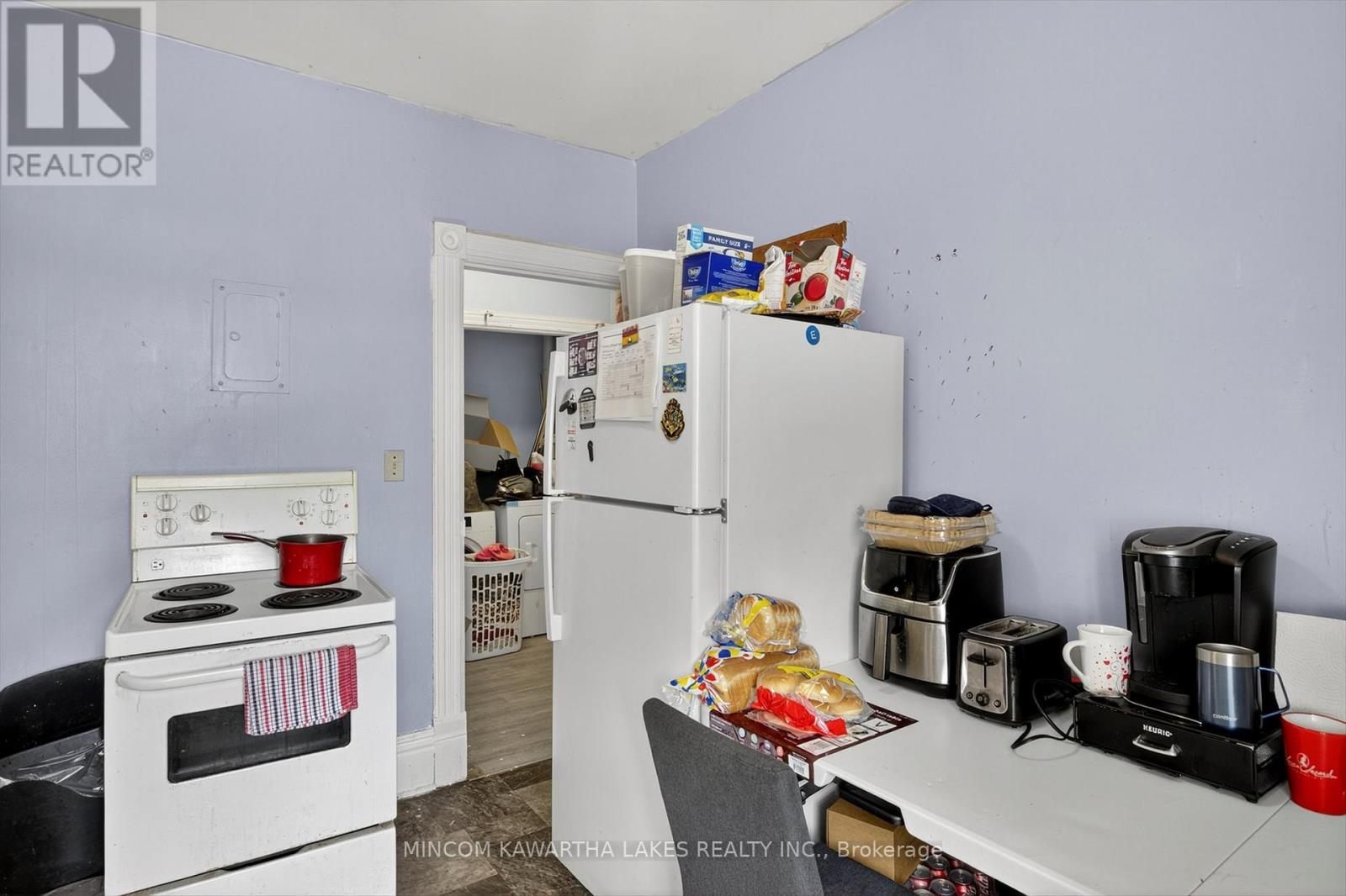 563 Aylmer Street N, Peterborough (Town Ward 3), Ontario  K9H 3W8 - Photo 18 - X12436474