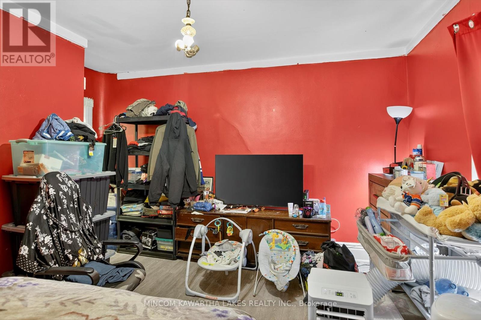 563 Aylmer Street N, Peterborough (Town Ward 3), Ontario  K9H 3W8 - Photo 22 - X12436474