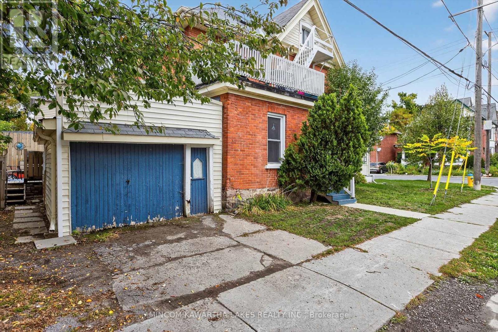 563 Aylmer Street N, Peterborough (Town Ward 3), Ontario  K9H 3W8 - Photo 39 - X12436474