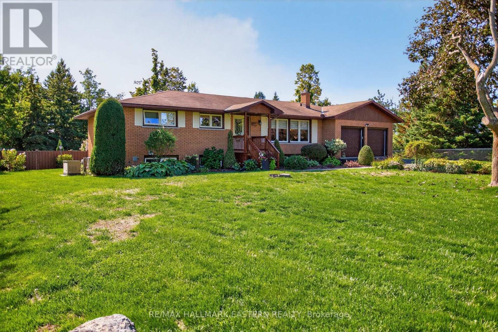 244 Patricia Crescent, Selwyn, Ontario  K9J 0C7 - Photo 2 - X12436576