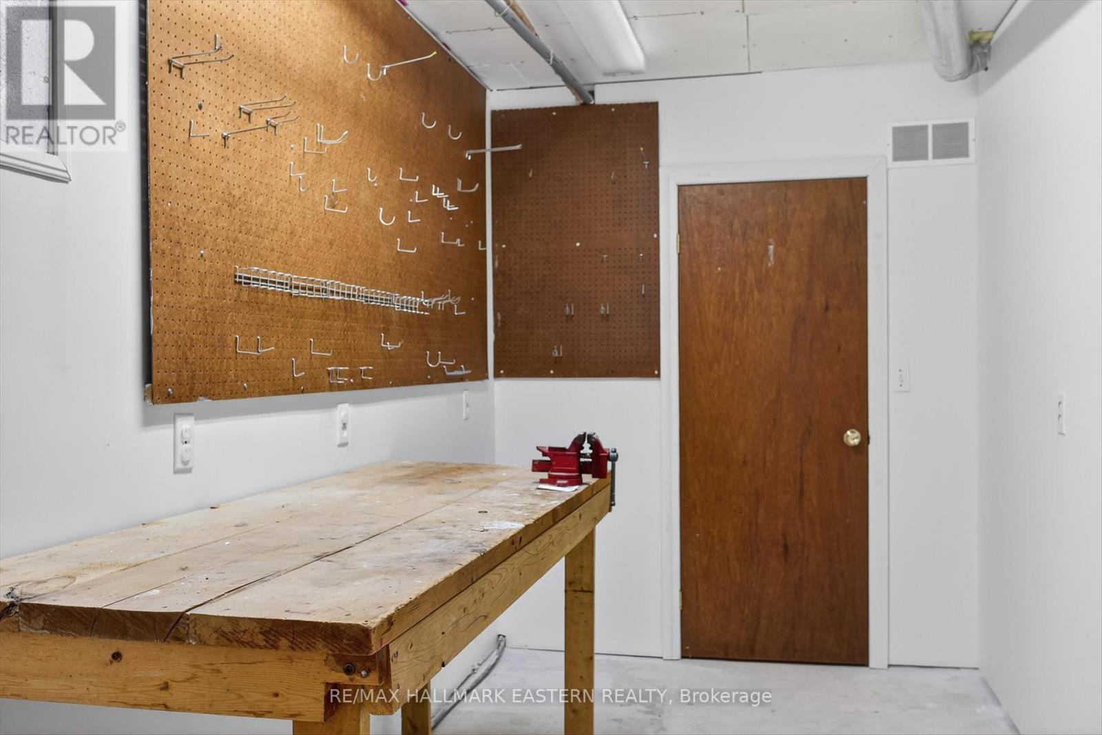 244 Patricia Crescent, Selwyn, Ontario  K9J 0C7 - Photo 29 - X12436576