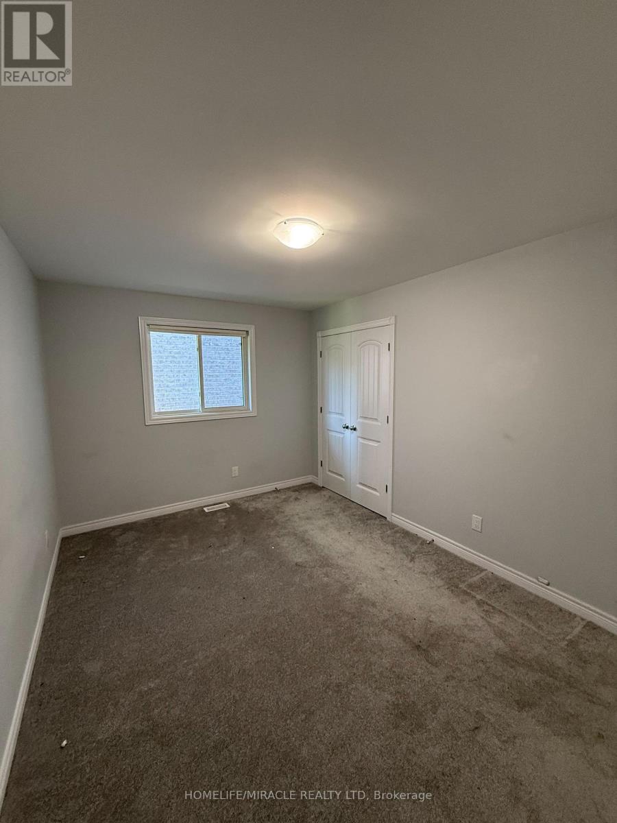 308 Mullighan Gardens, Peterborough (Monaghan Ward 2), Ontario  K9K 0H2 - Photo 15 - X12436233