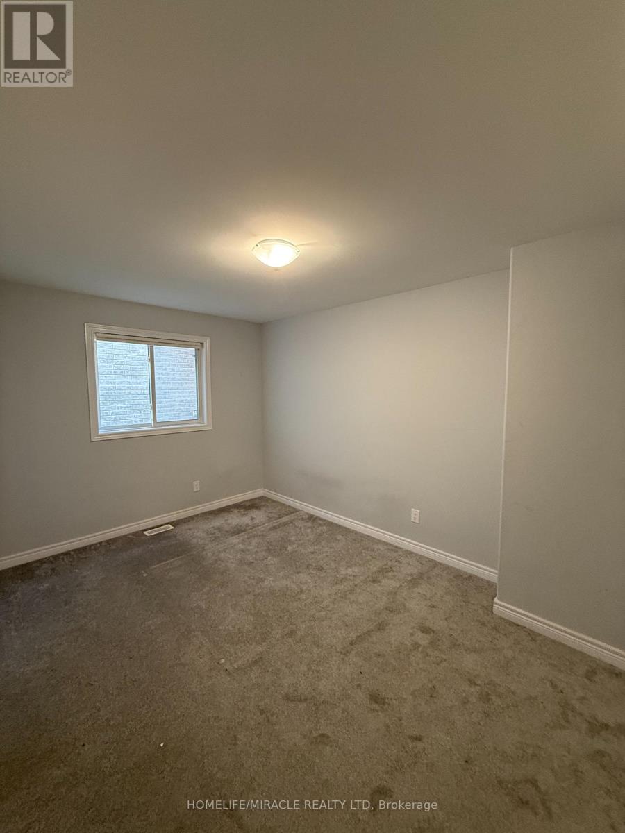 308 Mullighan Gardens, Peterborough (Monaghan Ward 2), Ontario  K9K 0H2 - Photo 17 - X12436233
