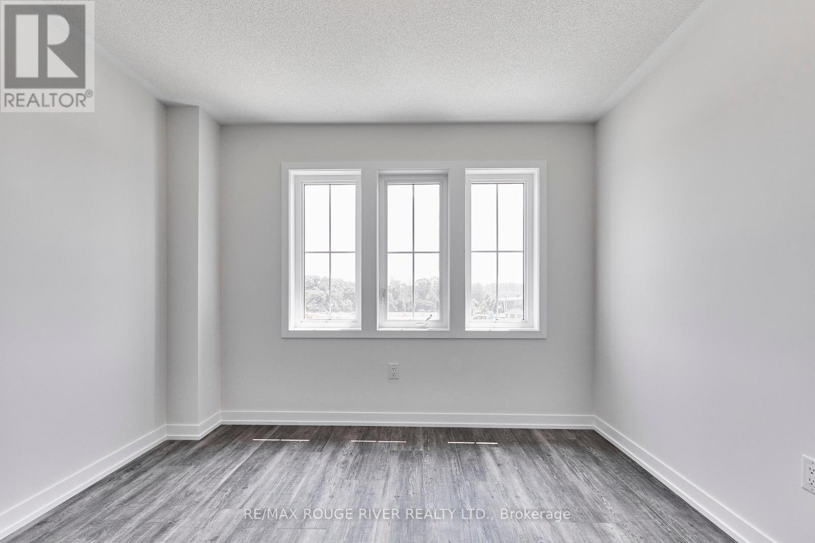 106 Ziibi Way, Clarington (Newcastle), Ontario  L1B 0W5 - Photo 12 - E12436405