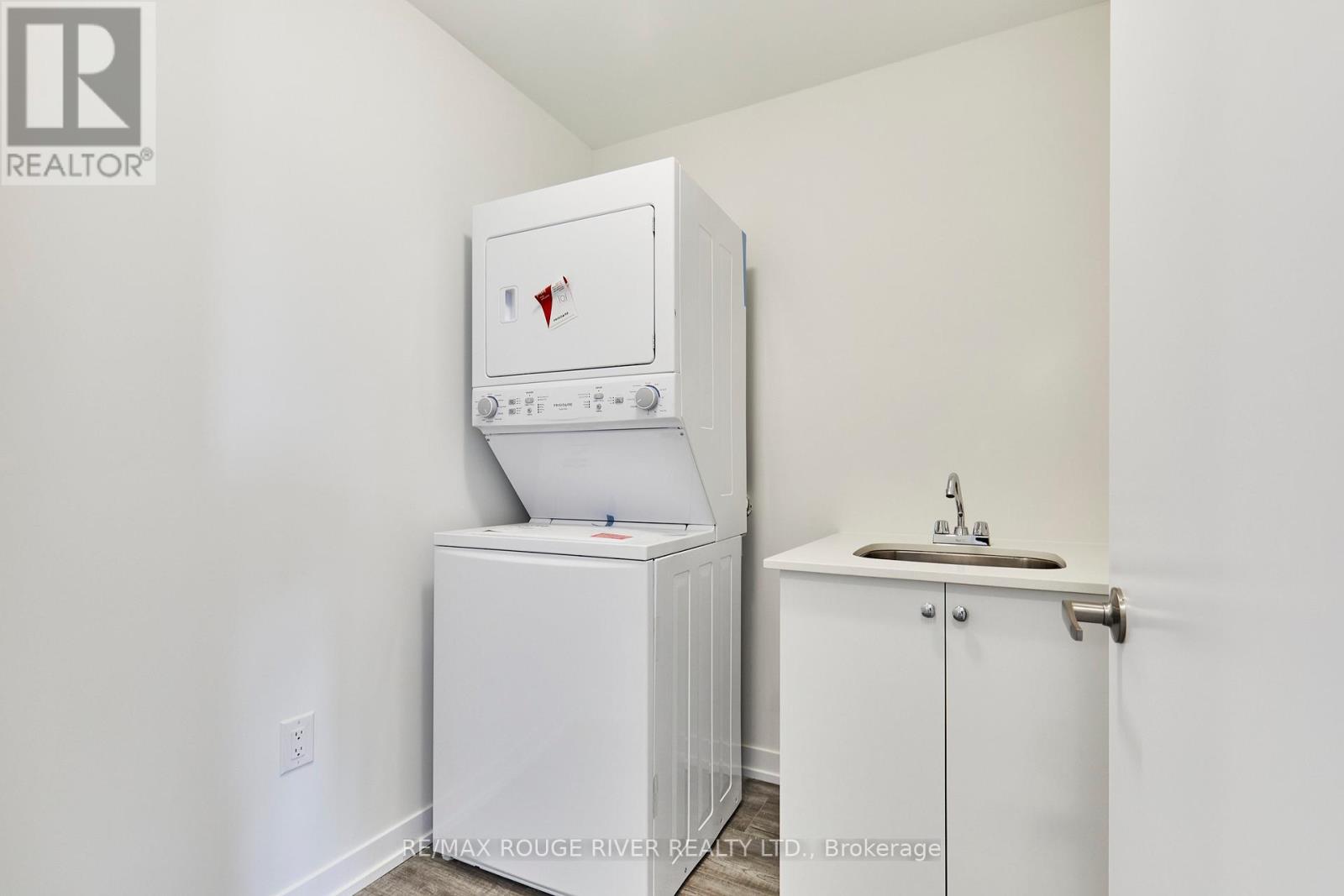 106 Ziibi Way, Clarington (Newcastle), Ontario  L1B 0W5 - Photo 15 - E12436405