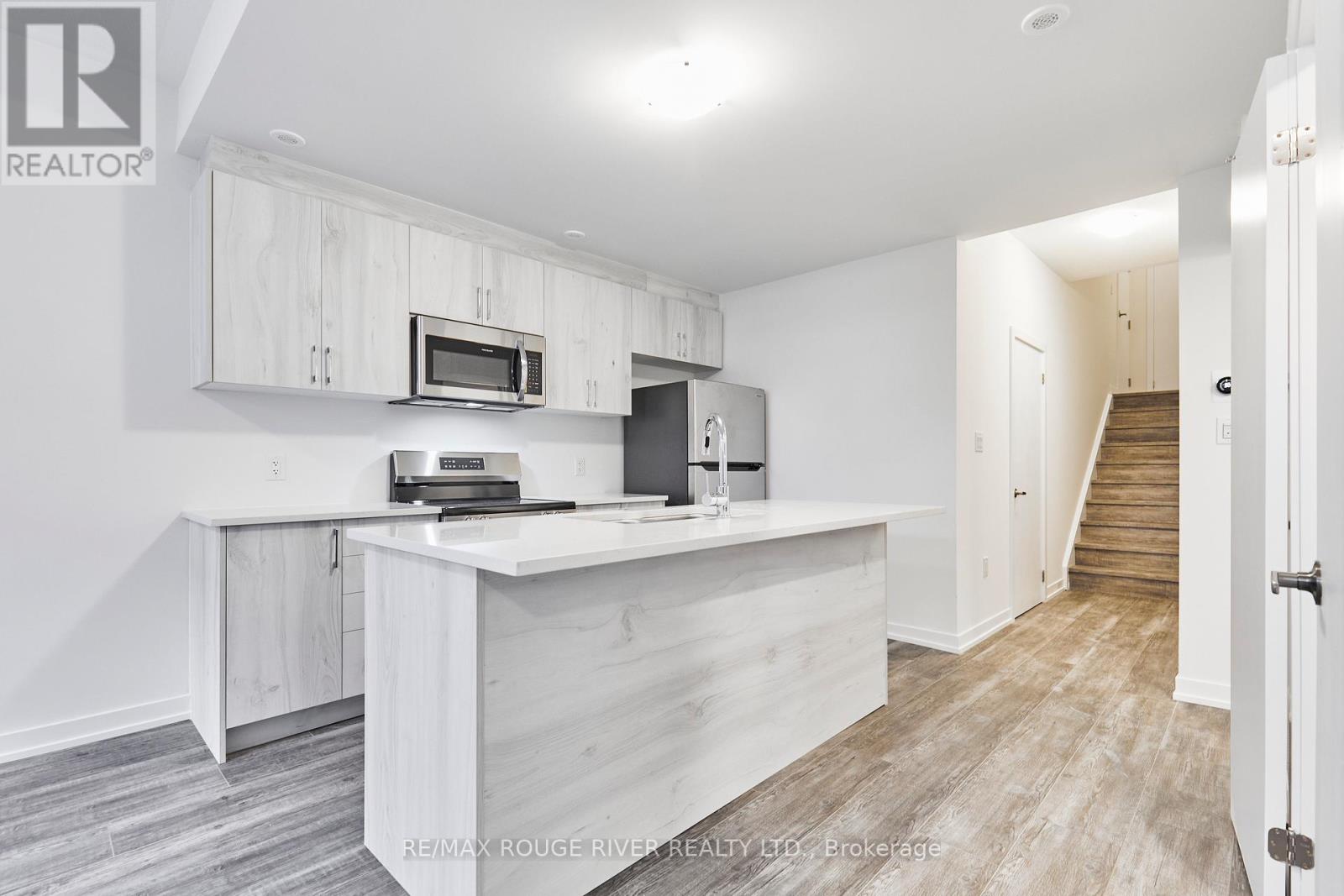 94 Ziibi Way, Clarington (Newcastle), Ontario  L1B 0W5 - Photo 17 - E12436415