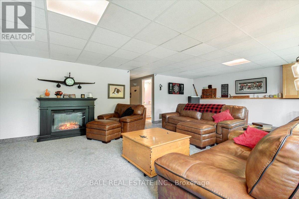 5 Oak Street, Bancroft (Bancroft Ward), Ontario  K0L 1C0 - Photo 21 - X12436895