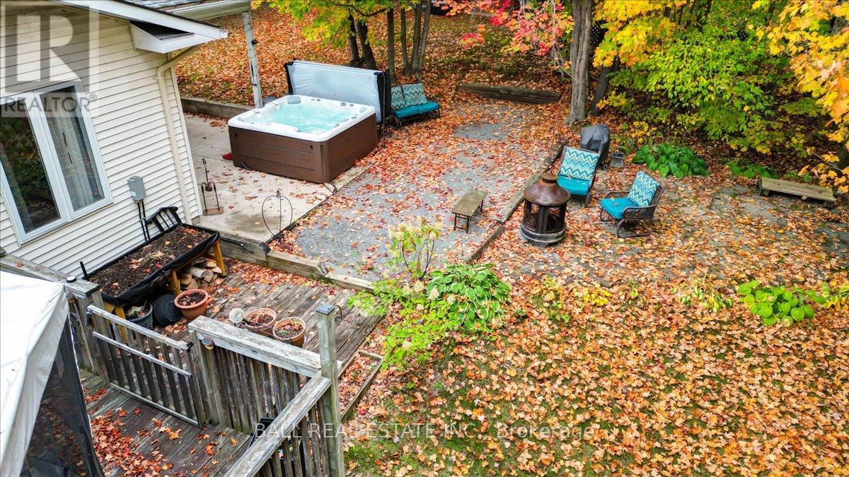 5 Oak Street, Bancroft (Bancroft Ward), Ontario  K0L 1C0 - Photo 30 - X12436895