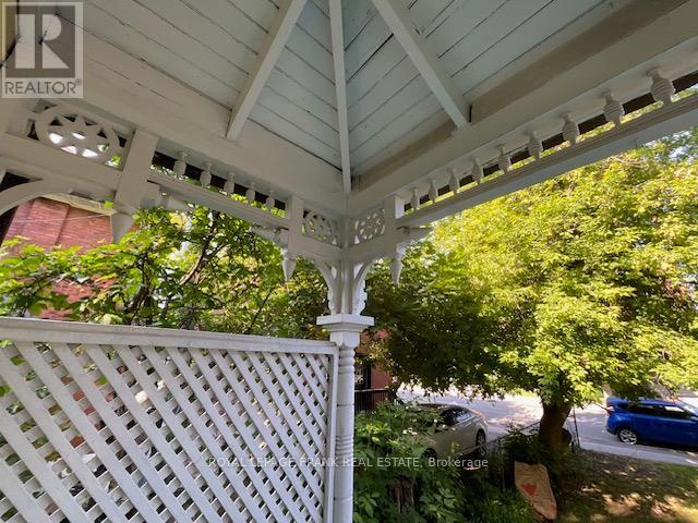 168 Rubidge Street, Peterborough (Town Ward 3), Ontario  K9J 3N7 - Photo 13 - X12437281