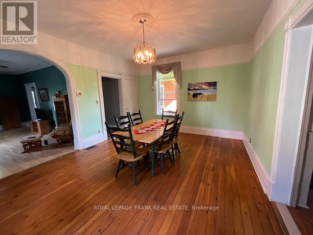 168 Rubidge Street, Peterborough (Town Ward 3), Ontario  K9J 3N7 - Photo 2 - X12437281