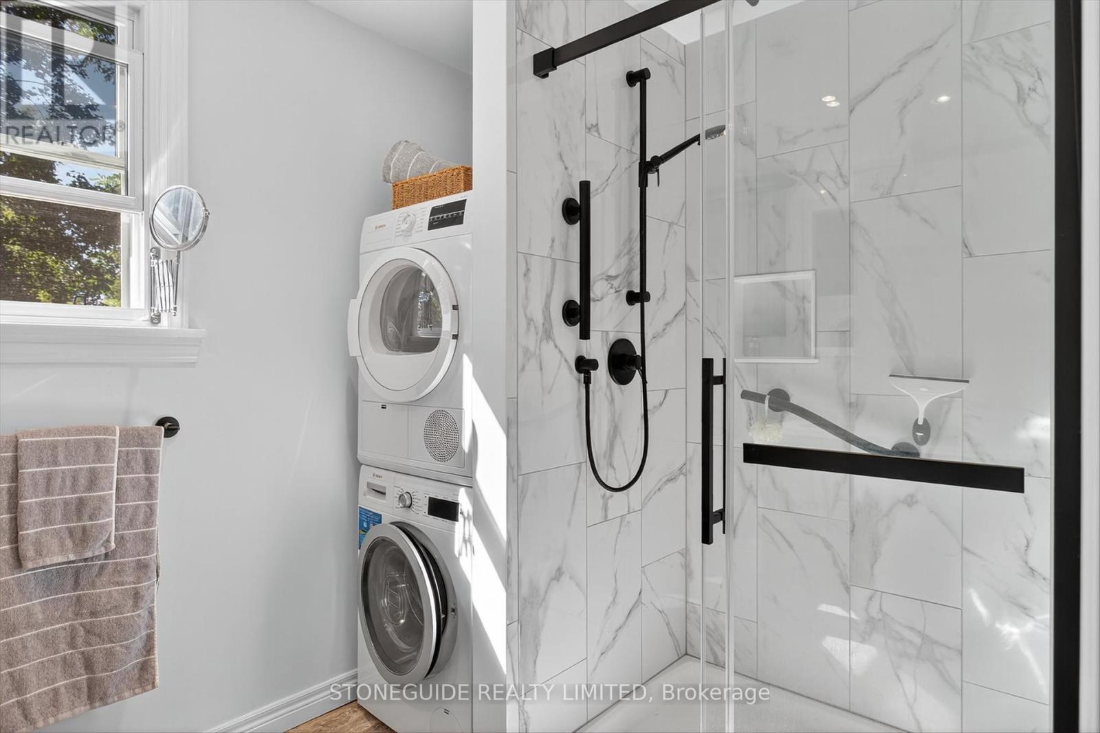 239 Rogers Street, Peterborough (Ashburnham Ward 4), Ontario  K9H 1W2 - Photo 17 - X12437616