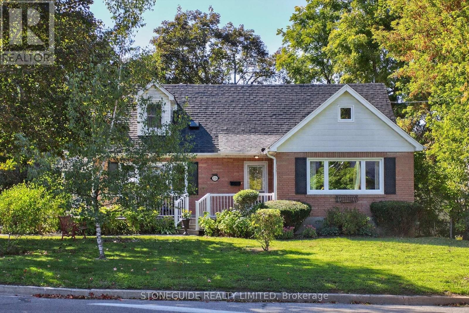 239 Rogers Street, Peterborough (Ashburnham Ward 4), Ontario  K9H 1W2 - Photo 2 - X12437616