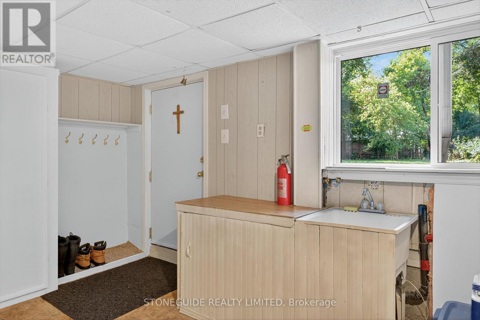 239 Rogers Street, Peterborough (Ashburnham Ward 4), Ontario  K9H 1W2 - Photo 33 - X12437616