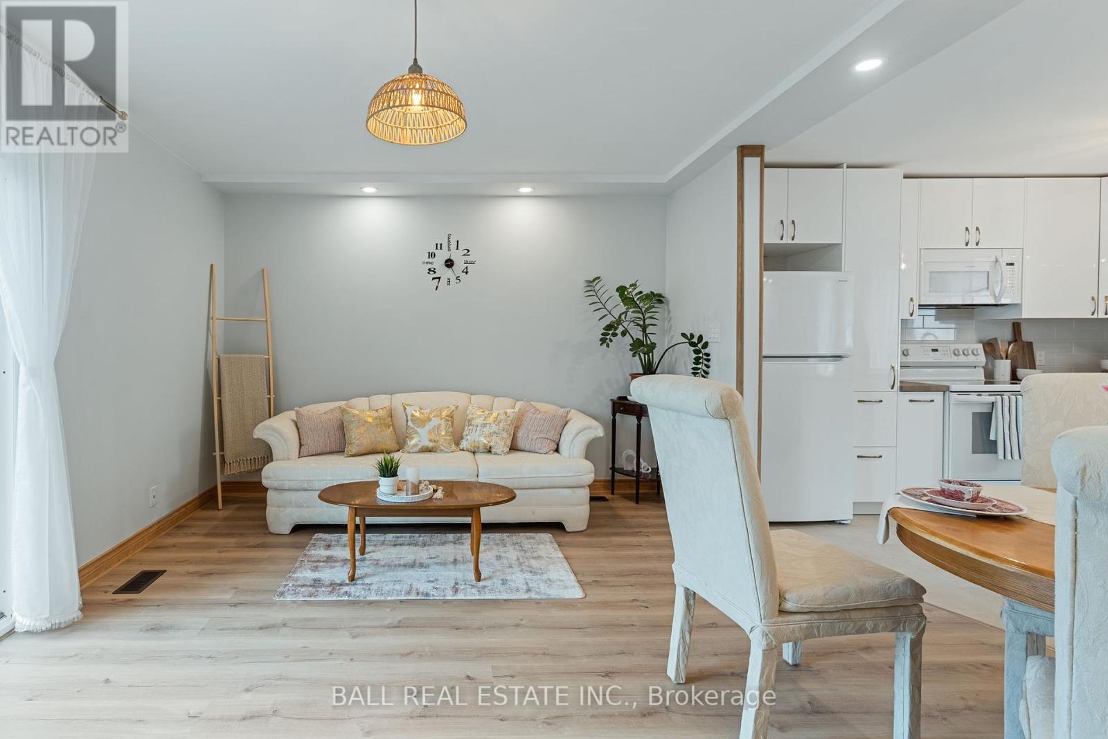 3 Larch Street, Highlands East (Bicroft Ward), Ontario  K0L 1M0 - Photo 16 - X12437933