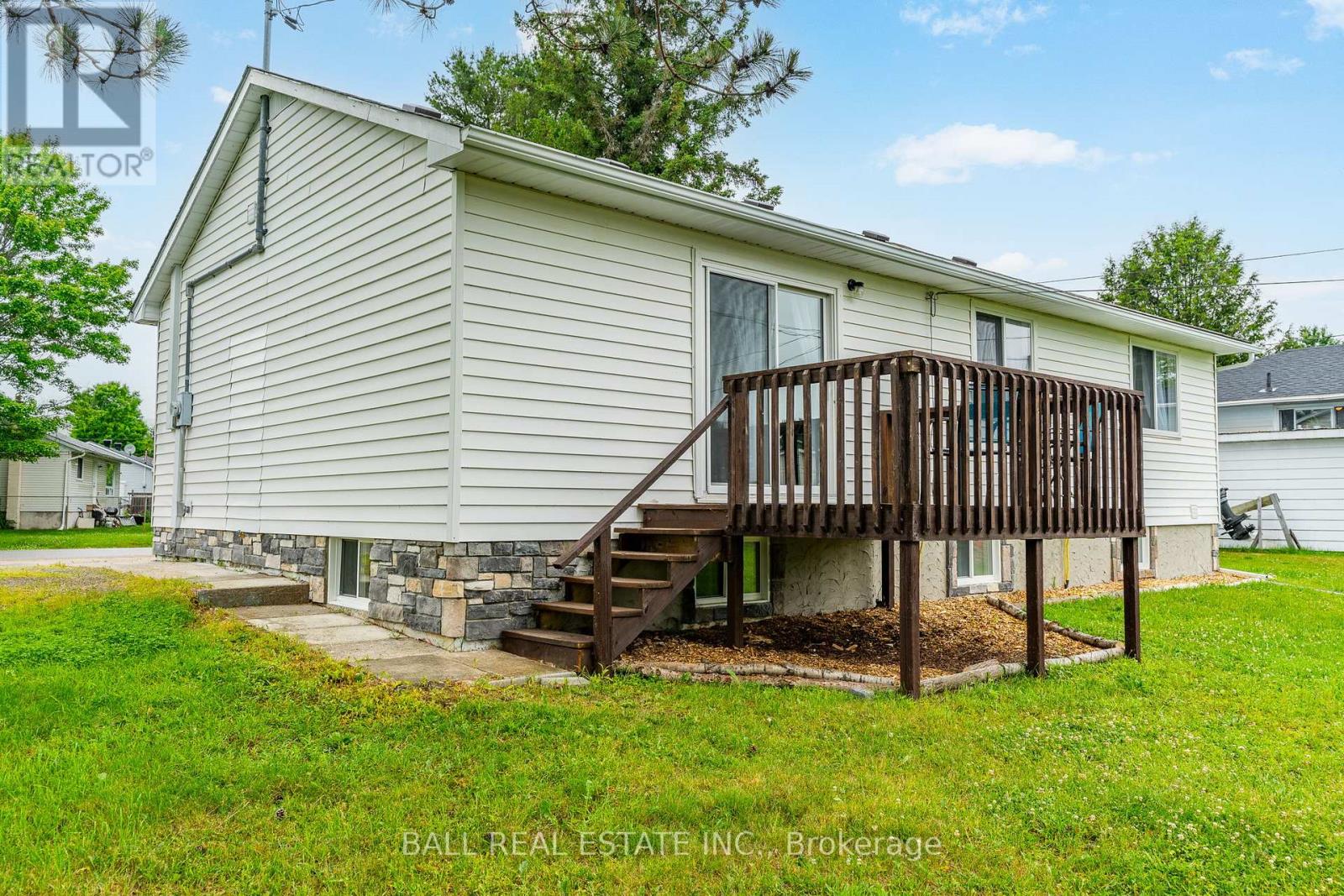 3 Larch Street, Highlands East (Bicroft Ward), Ontario  K0L 1M0 - Photo 38 - X12437933