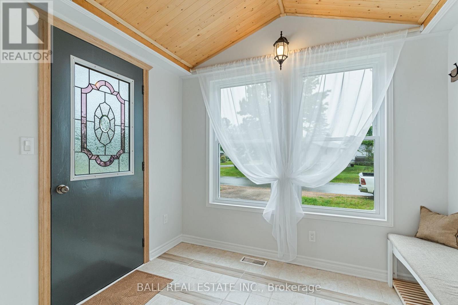 3 Larch Street, Highlands East (Bicroft Ward), Ontario  K0L 1M0 - Photo 6 - X12437933