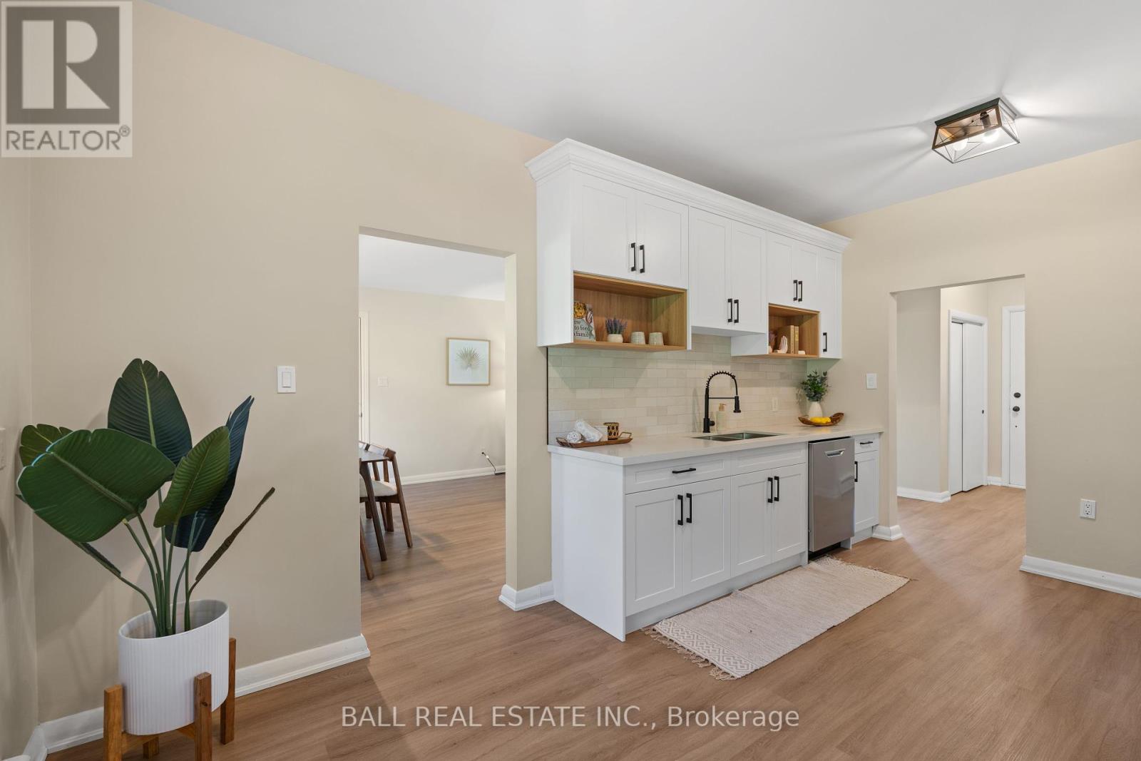 450 Rosedale Avenue, Peterborough (Town Ward 3), Ontario  K9J 6J1 - Photo 13 - X12438045