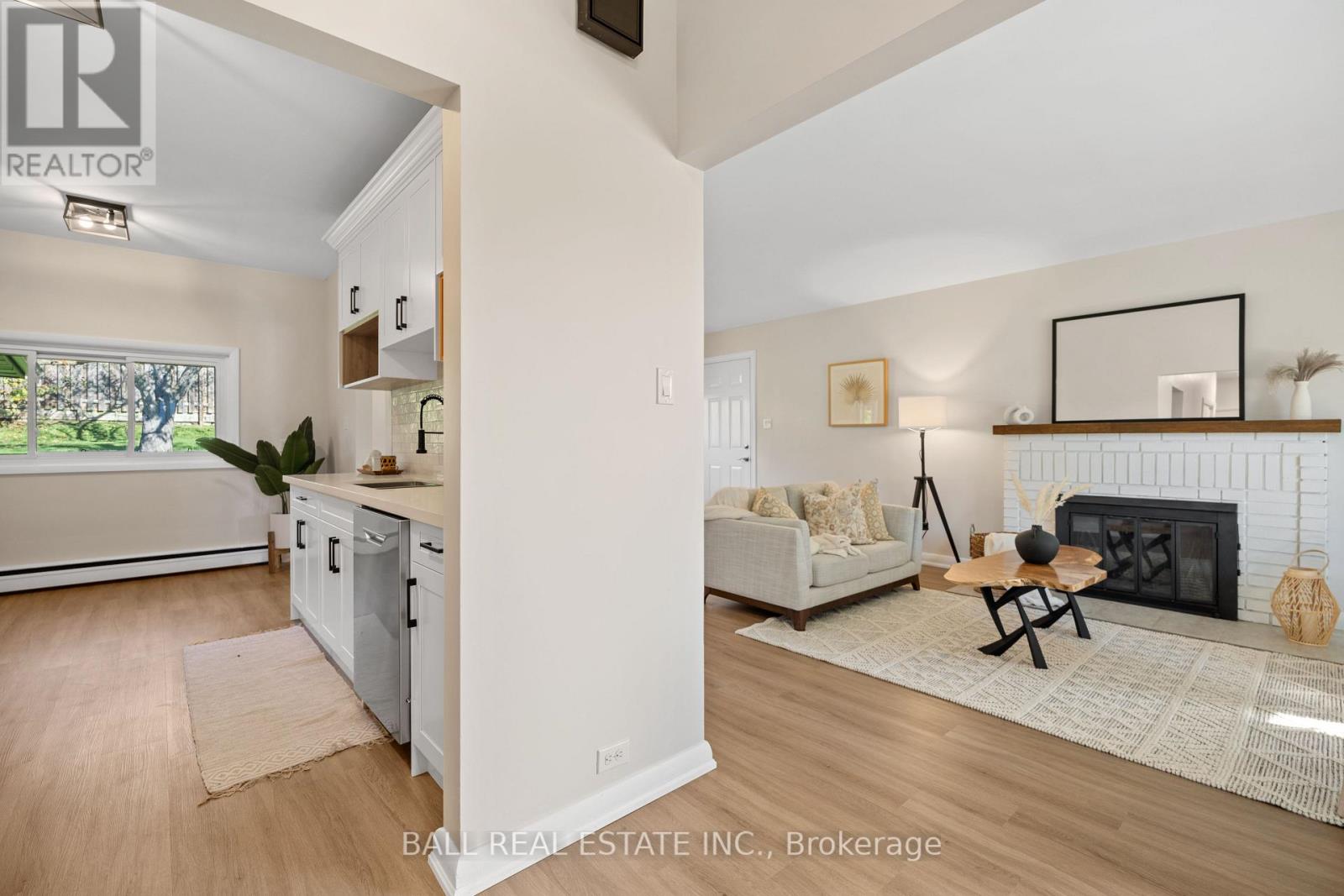 450 Rosedale Avenue, Peterborough (Town Ward 3), Ontario  K9J 6J1 - Photo 17 - X12438045