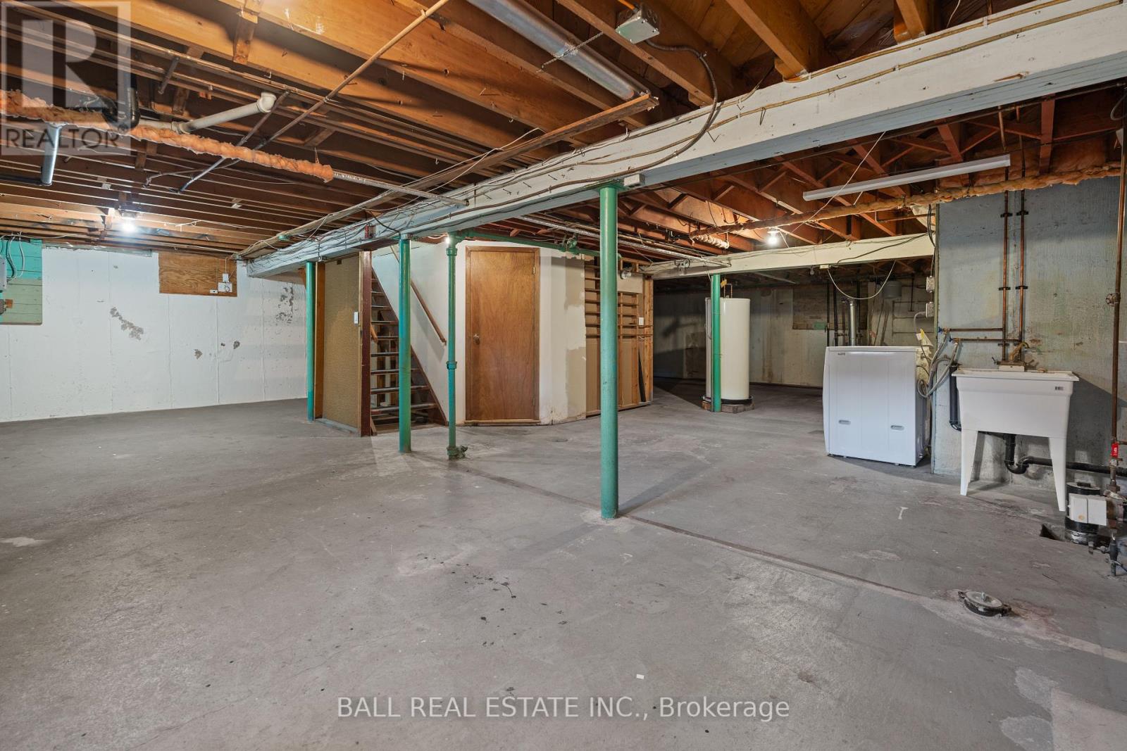 450 Rosedale Avenue, Peterborough (Town Ward 3), Ontario  K9J 6J1 - Photo 34 - X12438045