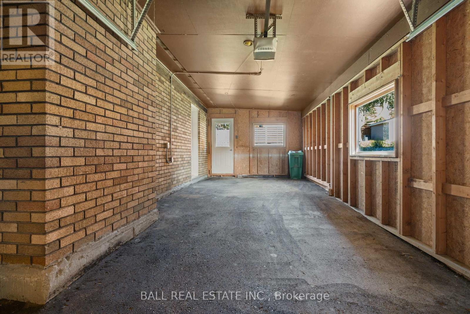450 Rosedale Avenue, Peterborough (Town Ward 3), Ontario  K9J 6J1 - Photo 36 - X12438045