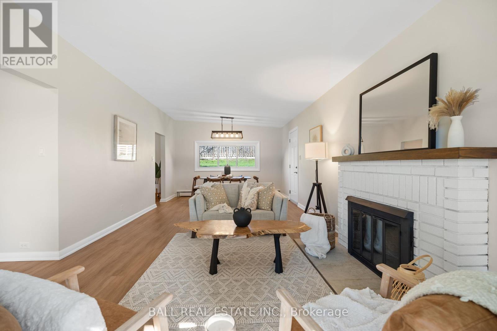 450 Rosedale Avenue, Peterborough (Town Ward 3), Ontario  K9J 6J1 - Photo 8 - X12438045