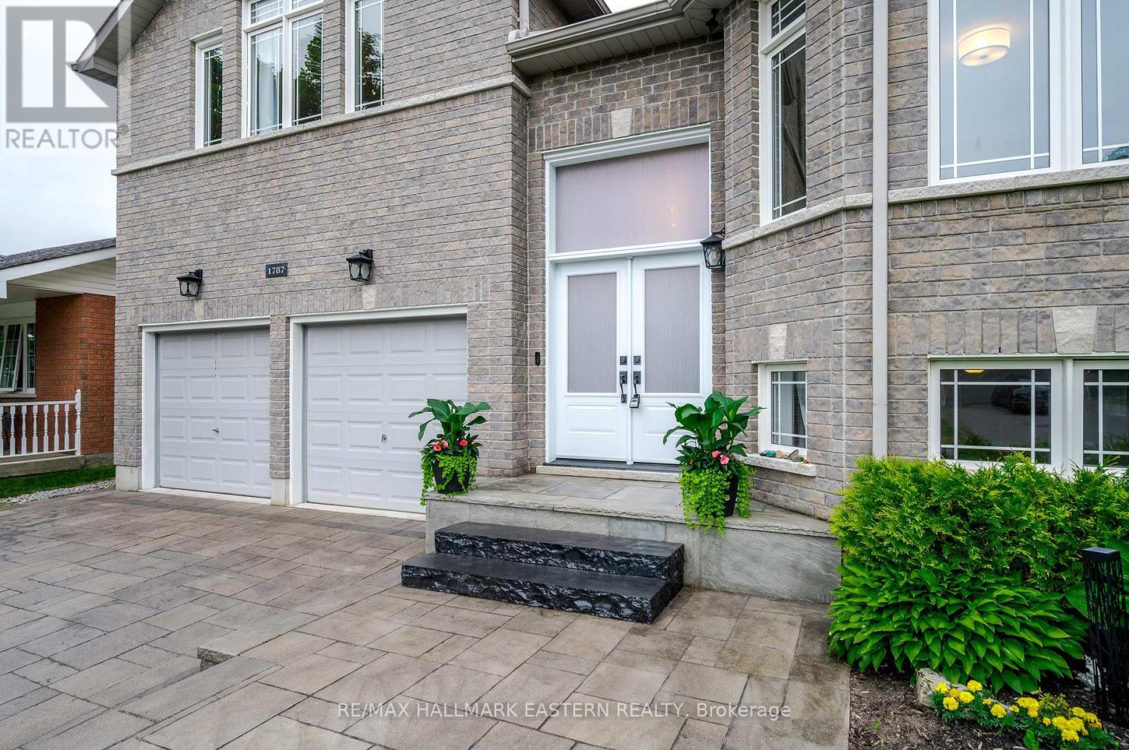 1787 Waddell Avenue, Peterborough (Otonabee Ward 1), Ontario  K9K 2G5 - Photo 32 - X12438122