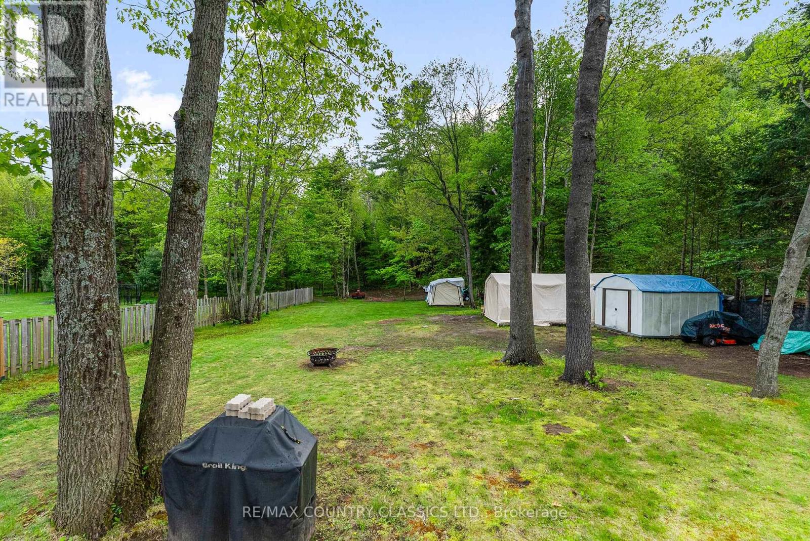 351 Chemaushgon Road, Bancroft (Bancroft Ward), Ontario  K0L 1C0 - Photo 10 - X12438320