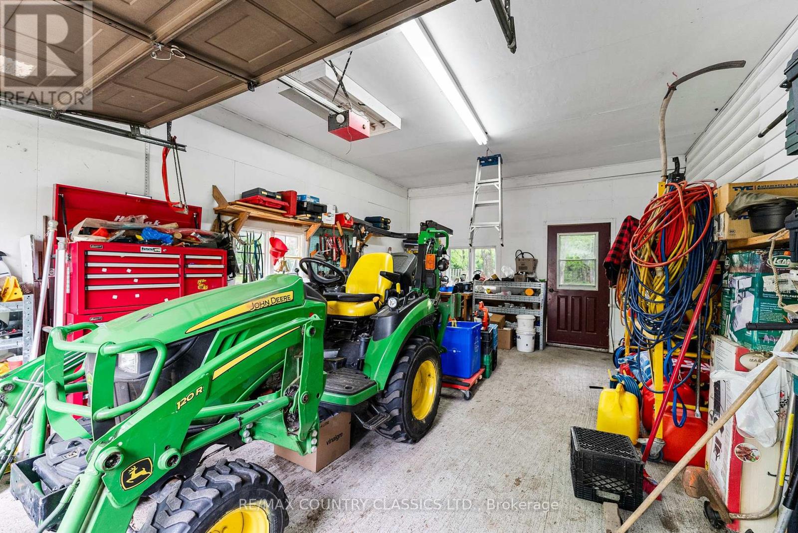 351 Chemaushgon Road, Bancroft (Bancroft Ward), Ontario  K0L 1C0 - Photo 2 - X12438320