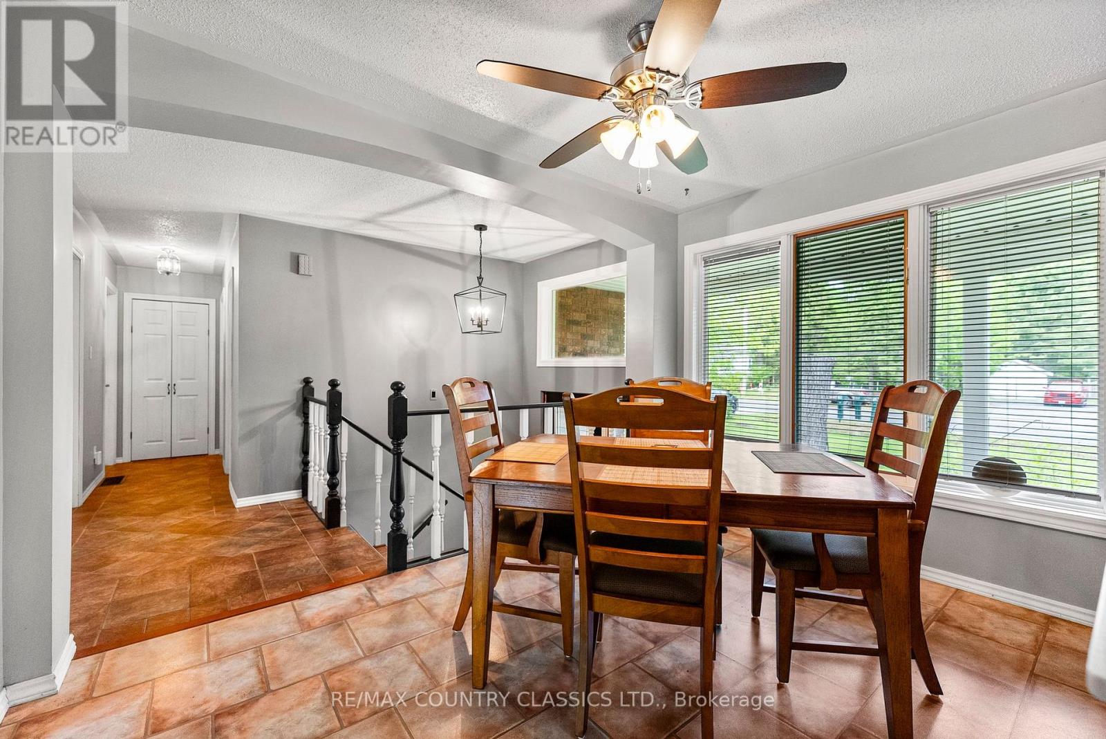 351 Chemaushgon Road, Bancroft (Bancroft Ward), Ontario  K0L 1C0 - Photo 29 - X12438320