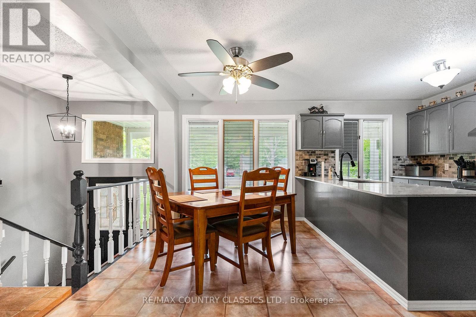 351 Chemaushgon Road, Bancroft (Bancroft Ward), Ontario  K0L 1C0 - Photo 30 - X12438320