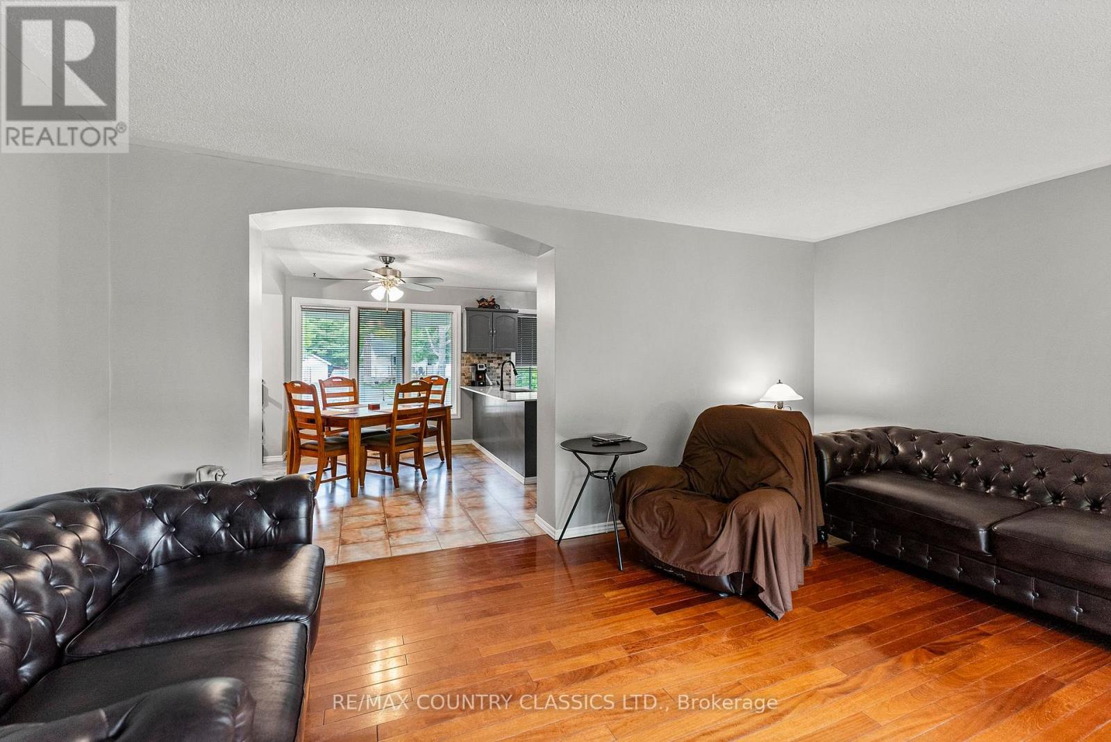 351 Chemaushgon Road, Bancroft (Bancroft Ward), Ontario  K0L 1C0 - Photo 34 - X12438320