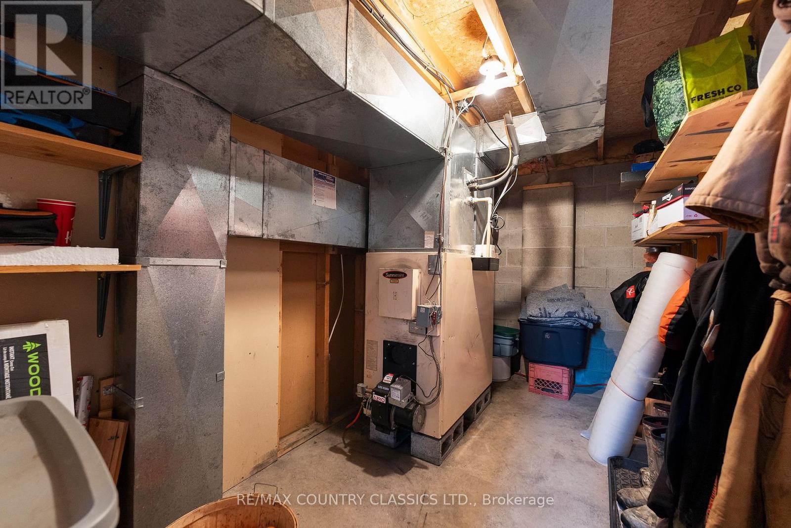 351 Chemaushgon Road, Bancroft (Bancroft Ward), Ontario  K0L 1C0 - Photo 45 - X12438320