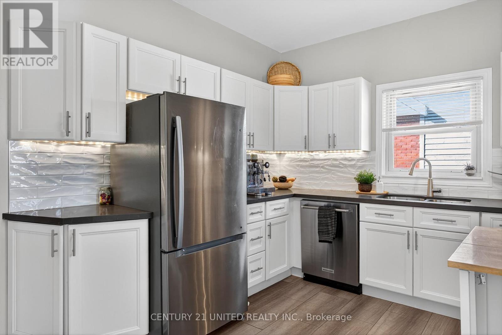 15 Moir Street, Peterborough (Ashburnham Ward 4), Ontario  K9H 1S4 - Photo 17 - X12438365
