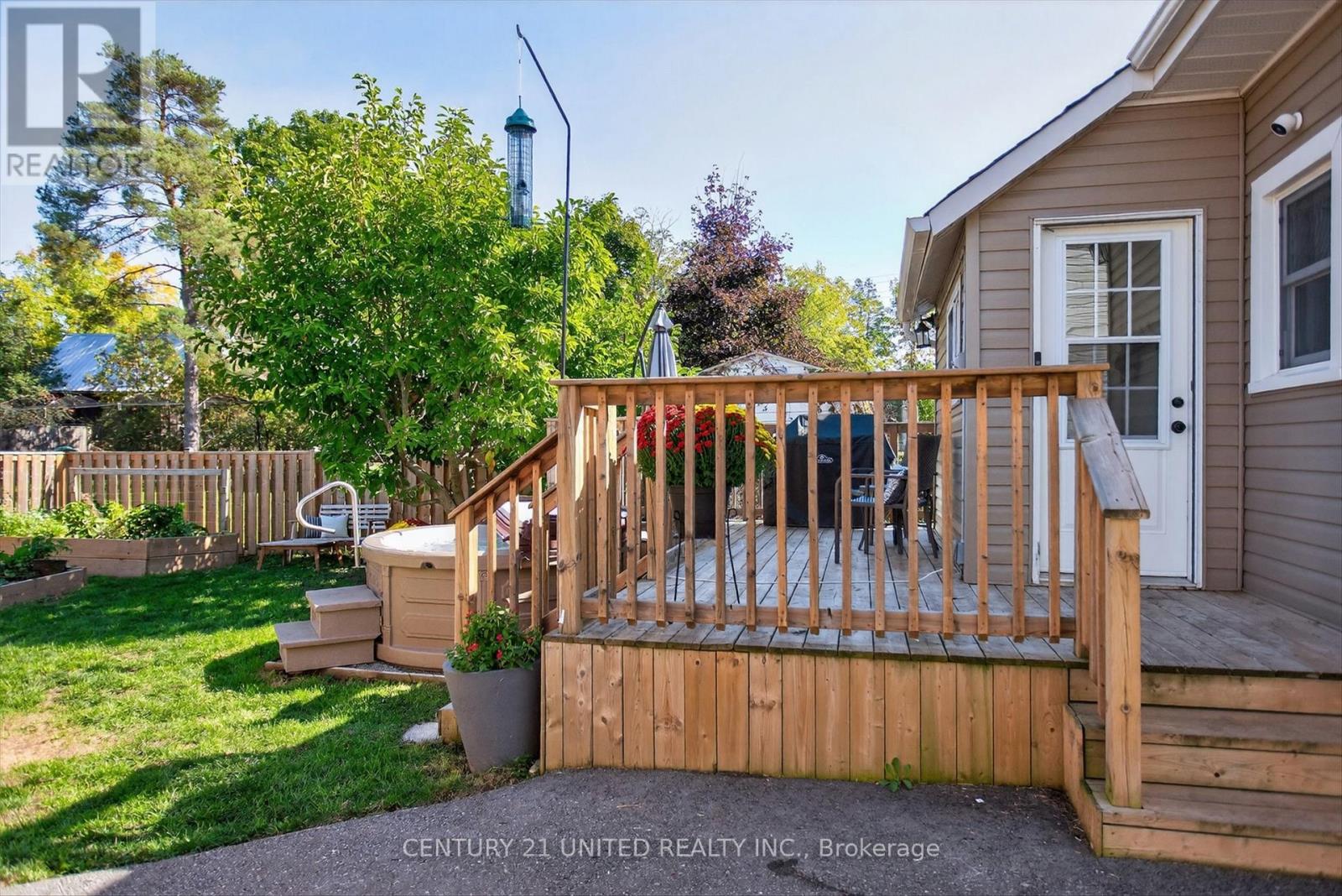 15 Moir Street, Peterborough (Ashburnham Ward 4), Ontario  K9H 1S4 - Photo 27 - X12438365