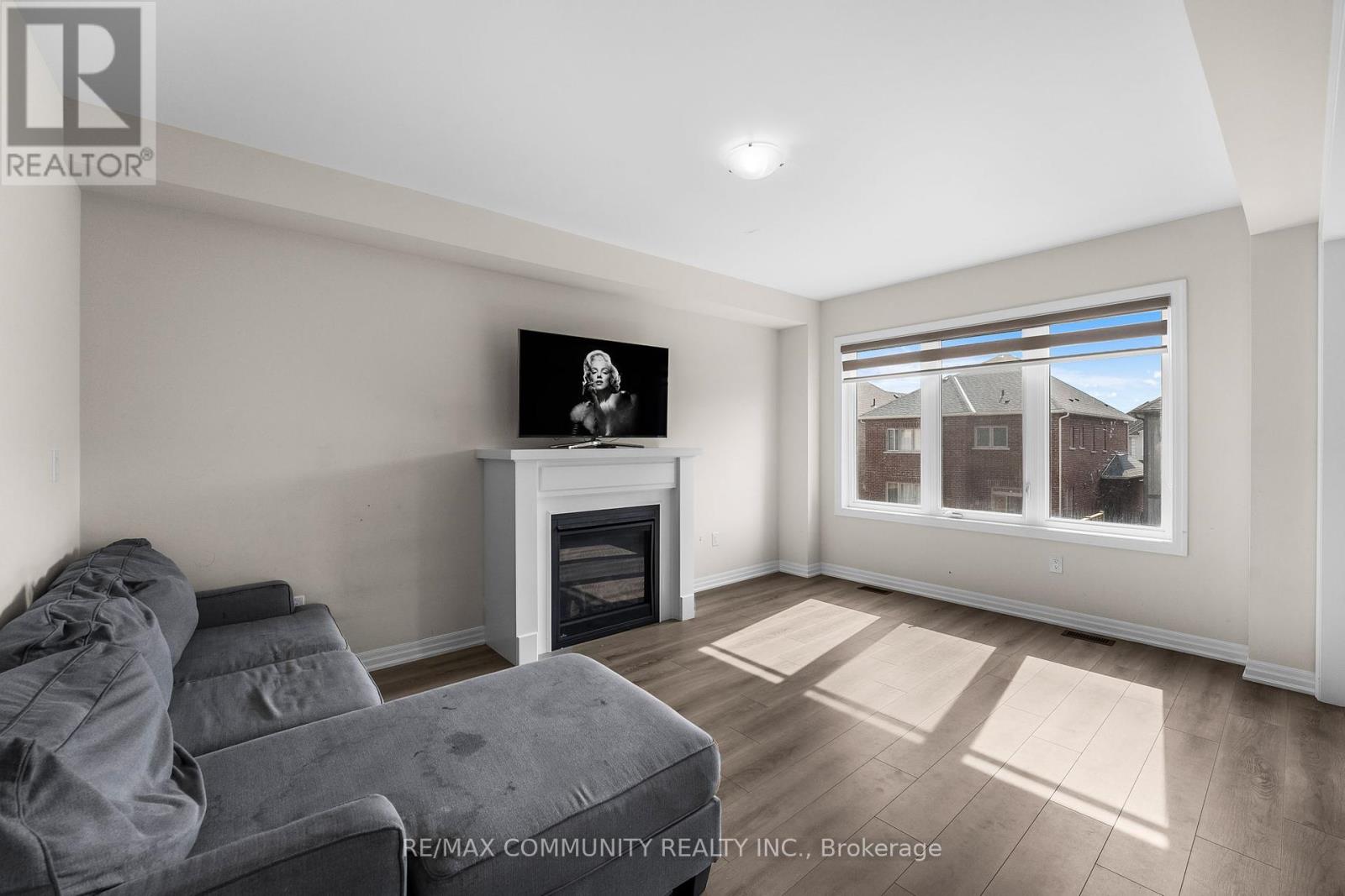 75 Ed Ewert Avenue, Clarington (Newcastle), Ontario  L1B 0W7 - Photo 11 - E12438397