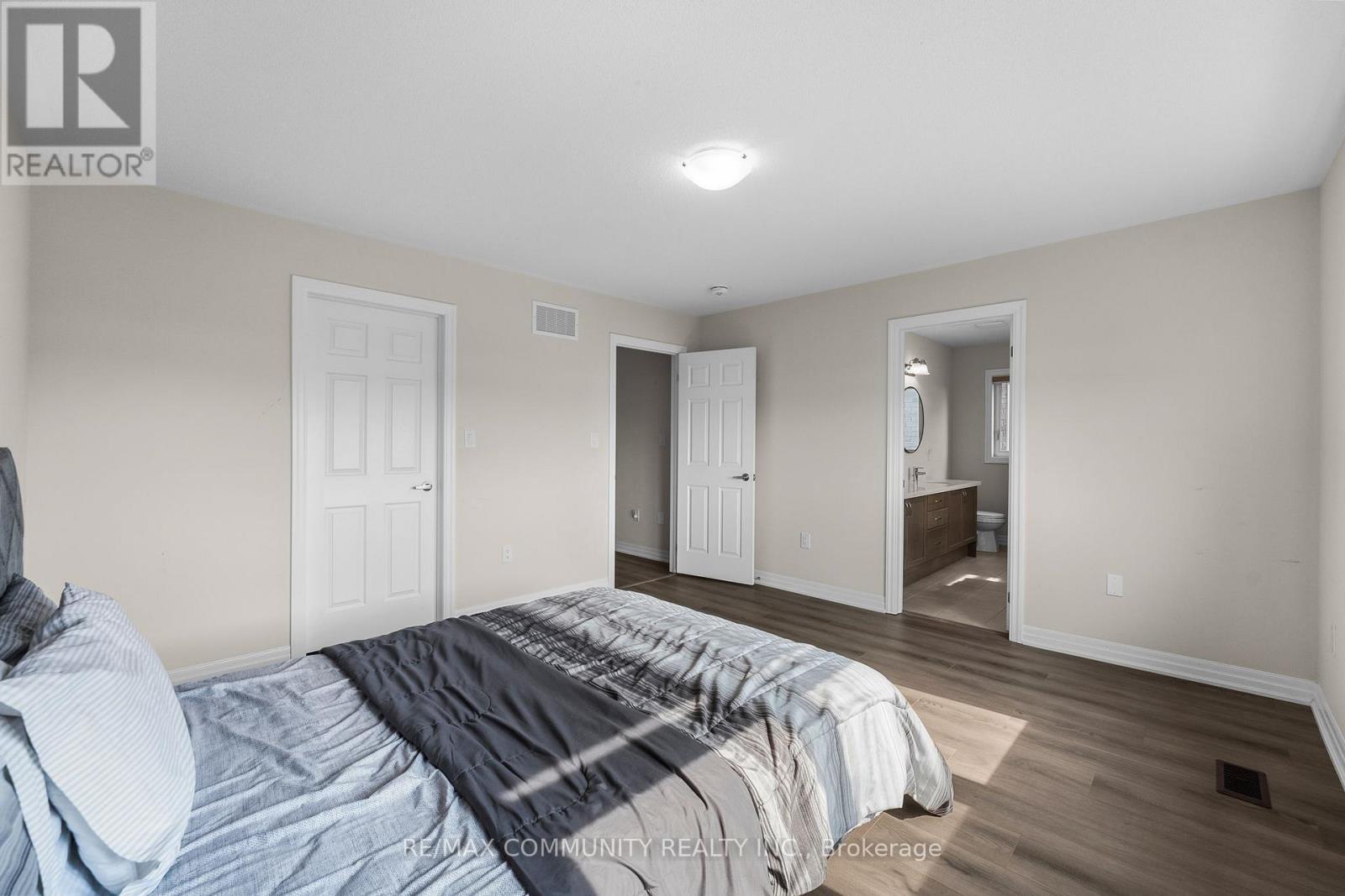 75 Ed Ewert Avenue, Clarington (Newcastle), Ontario  L1B 0W7 - Photo 26 - E12438397