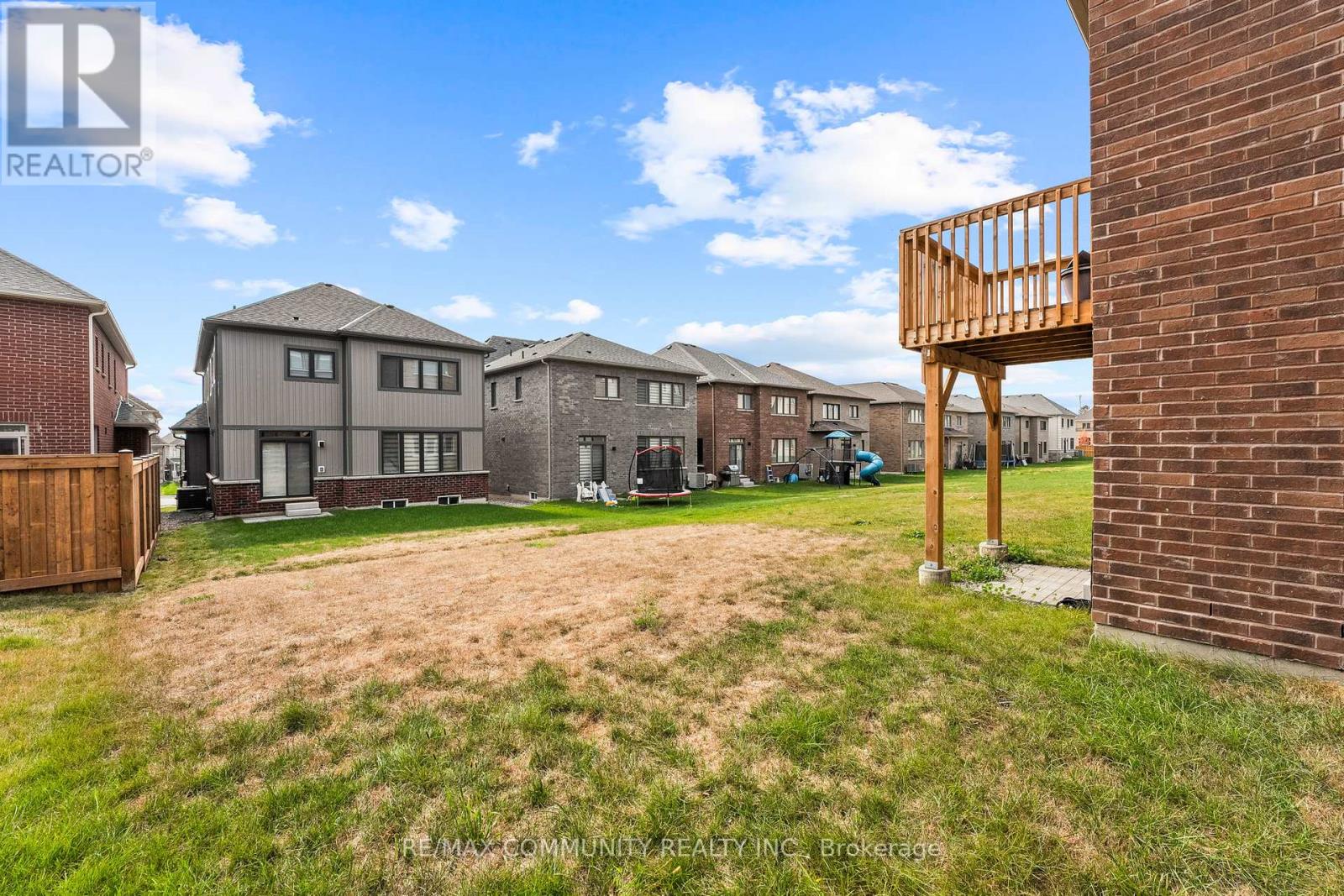 75 Ed Ewert Avenue, Clarington (Newcastle), Ontario  L1B 0W7 - Photo 38 - E12438397