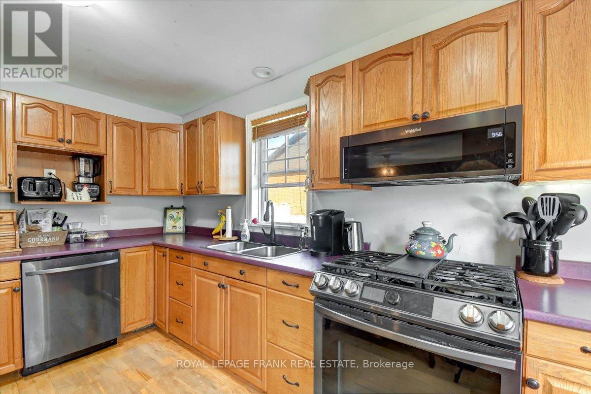 2374 Indian River Line, Otonabee-South Monaghan, Ontario  K0L 2B0 - Photo 11 - X12438687