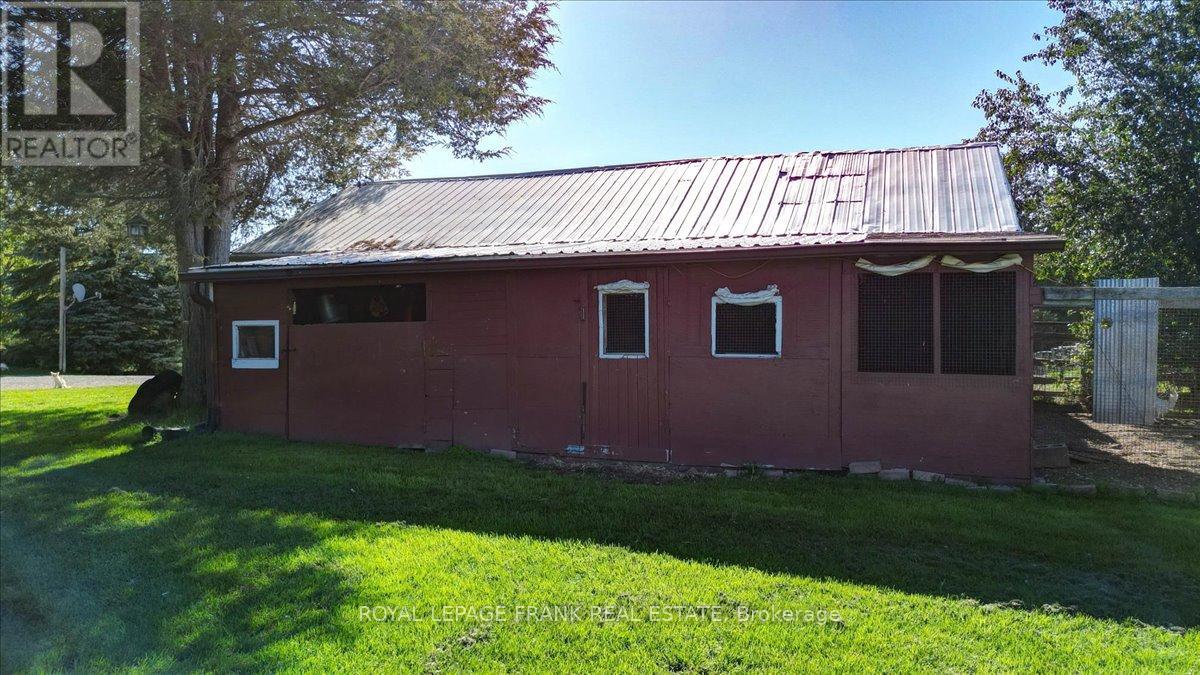 2374 Indian River Line, Otonabee-South Monaghan, Ontario  K0L 2B0 - Photo 29 - X12438687