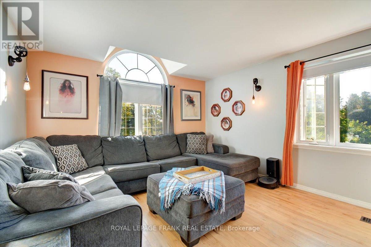 2374 Indian River Line, Otonabee-South Monaghan, Ontario  K0L 2B0 - Photo 5 - X12438687