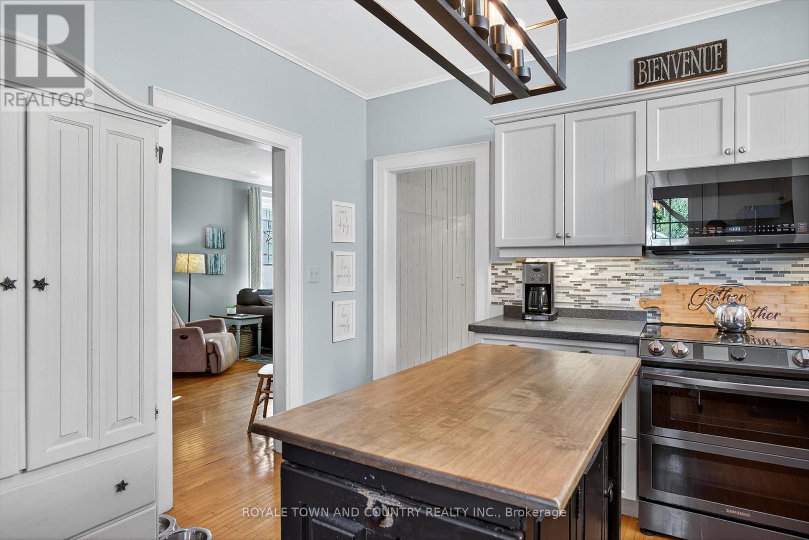 76 Wellington Street, Kawartha Lakes (Lindsay), Ontario  K9V 3N9 - Photo 15 - X12439326