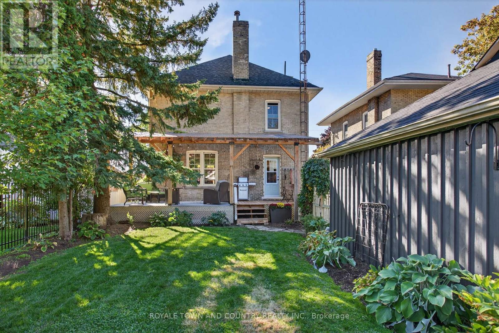 76 Wellington Street, Kawartha Lakes (Lindsay), Ontario  K9V 3N9 - Photo 44 - X12439326