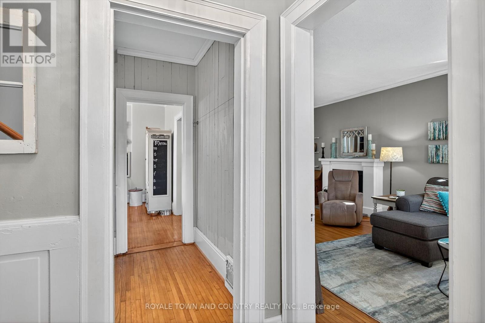 76 Wellington Street, Kawartha Lakes (Lindsay), Ontario  K9V 3N9 - Photo 6 - X12439326