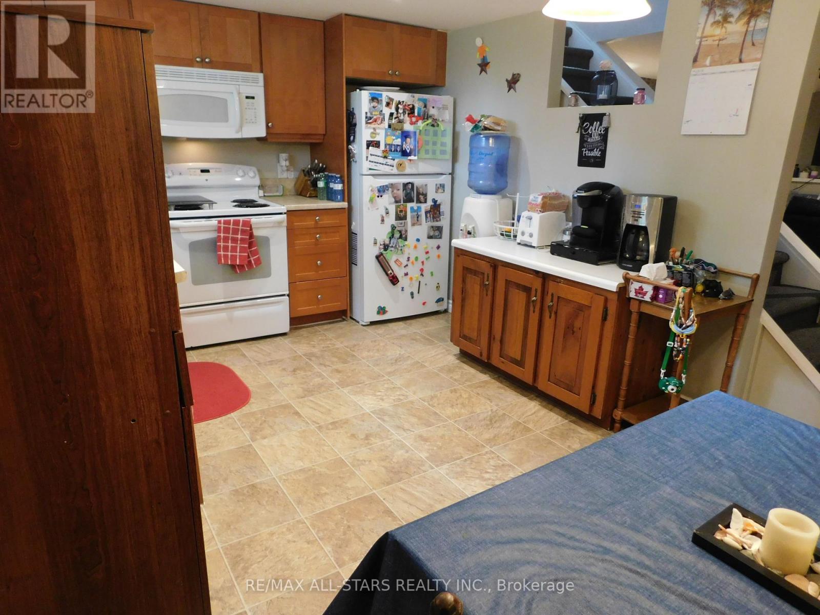 Lower - 232 Angeline Street N, Kawartha Lakes (Lindsay), Ontario  K9V 5E9 - Photo 6 - X12439304