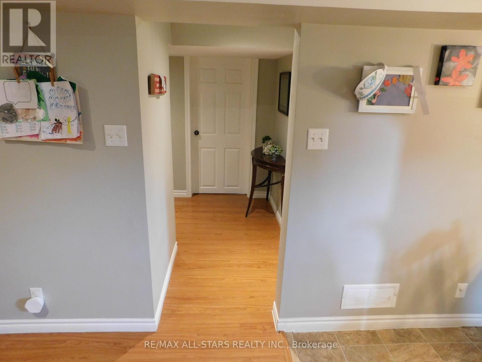 Lower - 232 Angeline Street N, Kawartha Lakes (Lindsay), Ontario  K9V 5E9 - Photo 7 - X12439304