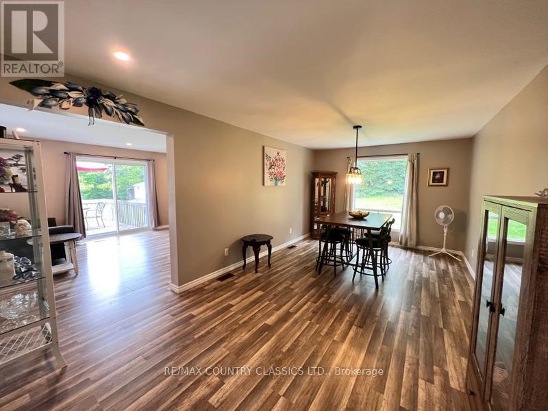 76 York River Drive, Bancroft (Bancroft Ward), Ontario  K0L 1C0 - Photo 14 - X12439369