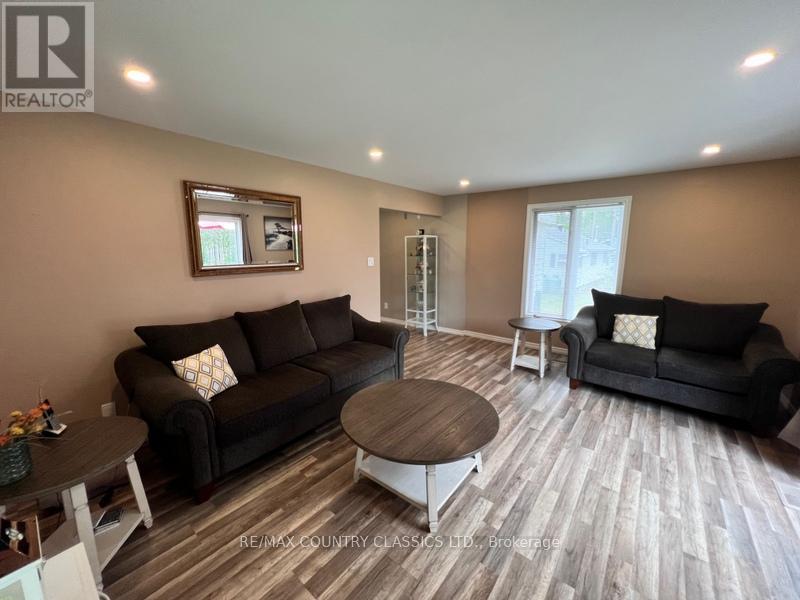 76 York River Drive, Bancroft (Bancroft Ward), Ontario  K0L 1C0 - Photo 18 - X12439369