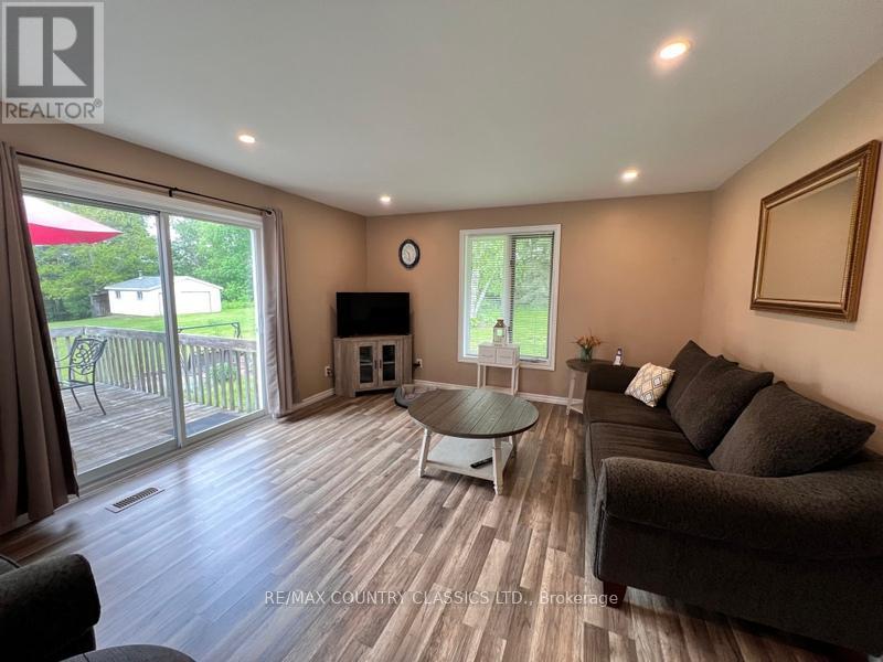 76 York River Drive, Bancroft (Bancroft Ward), Ontario  K0L 1C0 - Photo 19 - X12439369