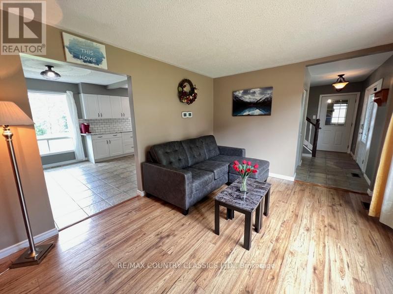 76 York River Drive, Bancroft (Bancroft Ward), Ontario  K0L 1C0 - Photo 23 - X12439369